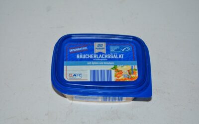 Angelöffelt: Aldi Almare Seafood Räucherlachssalat mit Äpfeln und Kräutern 2022
