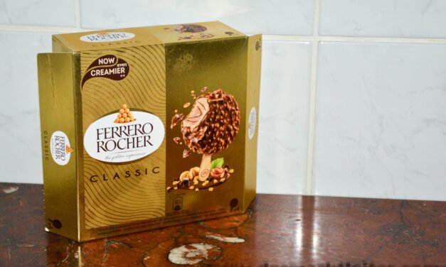 Aufgemacht: Ferrero Rocher Classic Eis