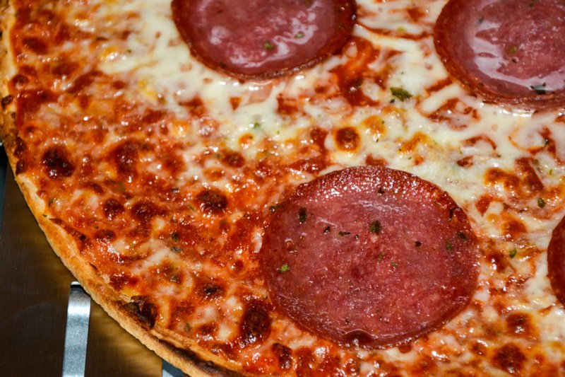 Original Wagner Steinofen Pizza Salami fertiggebacken 1