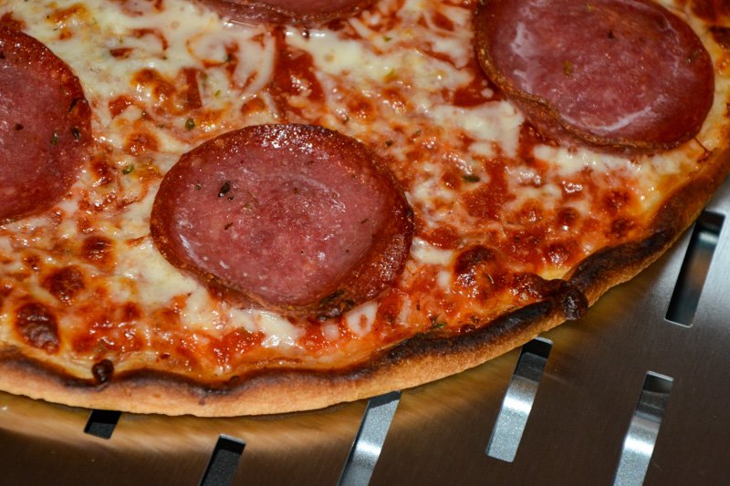 Original Wagner Steinofen Pizza Salami fertiggebacken 2