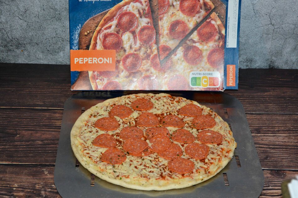 Original Wagner Steinofen Pizza Peperoni ungebacken