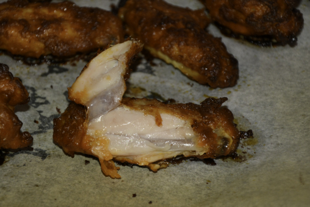 Aldi Jack´s Farm Chicken Wings BBQ 2025 fertiggebacken innen